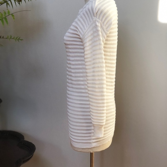 VINCE Camuto cream striped sheer long sleeve sweater size XS W1023 - Picture 4 of 9